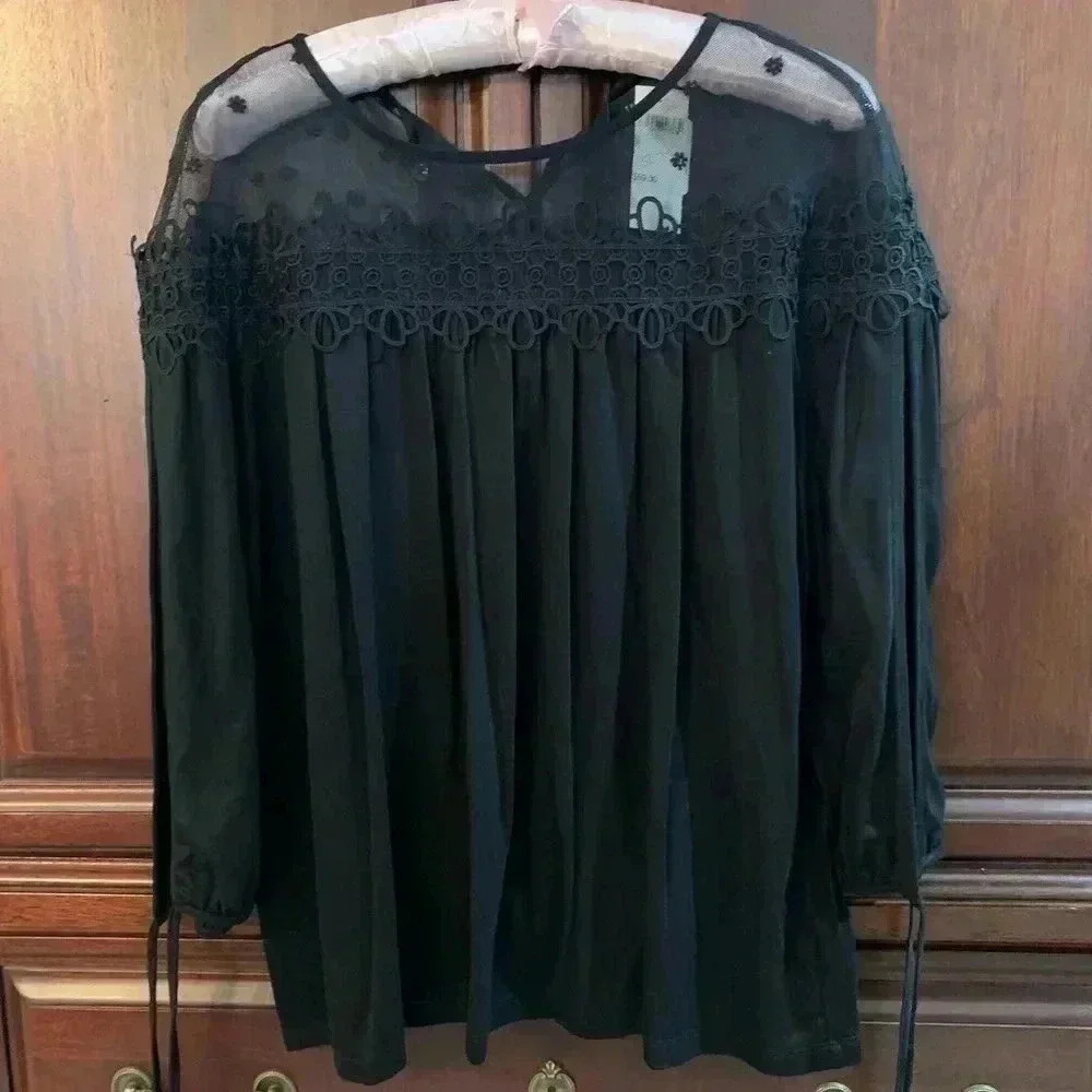 THE LIMITED PETITE LARGE NWT BEAUTIFUL!